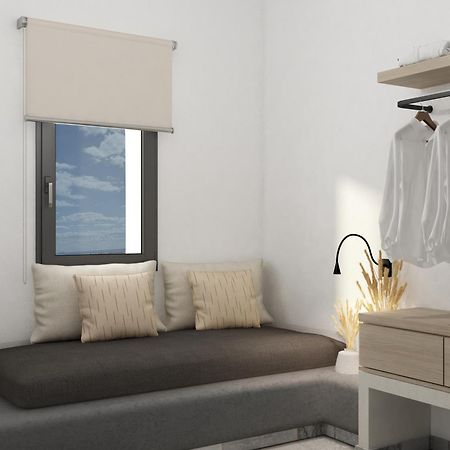 Omilos Beachfront House ปาริเกีย ภายนอก รูปภาพ