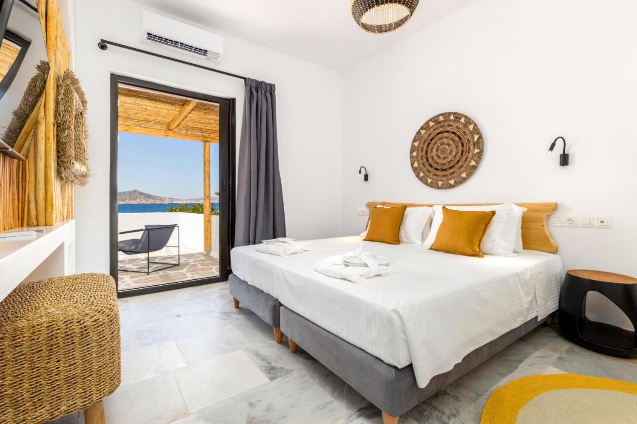 Omilos Beachfront House ปาริเกีย ภายนอก รูปภาพ